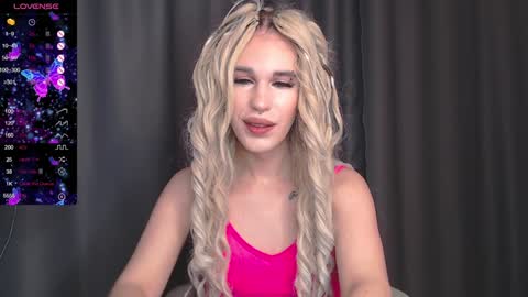 Snapshot of cassiemich chatting on January 4, 1:10 pm Cassie online show from January 4, 1:10 pm