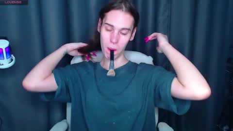 Snapshot of cassiemich chatting on February 20, 11:31 am Cassie online show from February 20, 11:31 am