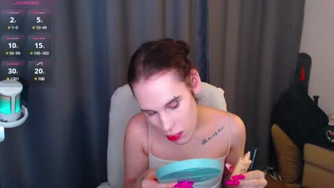 Snapshot of cassiemich chatting on February 23, 4:02 pm Cassie online show from February 23, 4:02 pm