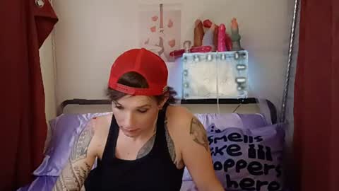Snapshot of cassiemichelle chatting on June 20, 9:45 am Cassiemichelle online show from June 20, 9:45 am