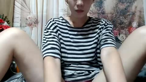 Snapshot of cassydeluxe chatting on July 3, 6:31 am Cassy online show from July 3, 6:31 am