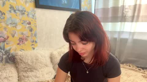 Snapshot of cassyvixen chatting on June 6, 3:17 pm Cassy online show from June 6, 3:17 pm