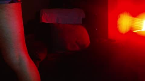 Snapshot of castle_frank91 chatting on July 13, 2:58 am Castle frank91 online show from July 13, 2:58 am