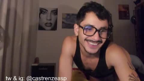 Snapshot of castrenzeasp chatting on June 19, 12:04 am Castrenze online show from June 19, 12:04 am