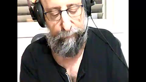 Snapshot of casual53 chatting on January 14, 4:15 am casual53 online show from January 14, 4:15 am