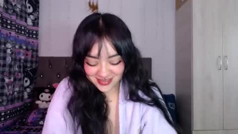 Snapshot of cat_mila_ chatting on September 12, 4:56 am Mila online show from September 12, 4:56 am