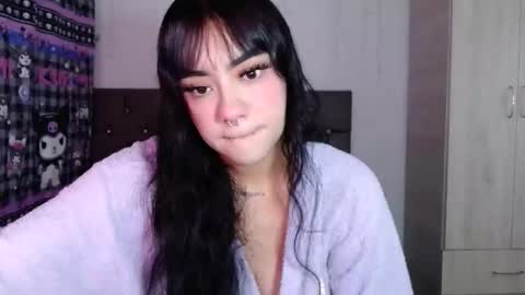 Snapshot of cat_mila_ chatting on September 29, 6:40 am Mila online show from September 29, 6:40 am