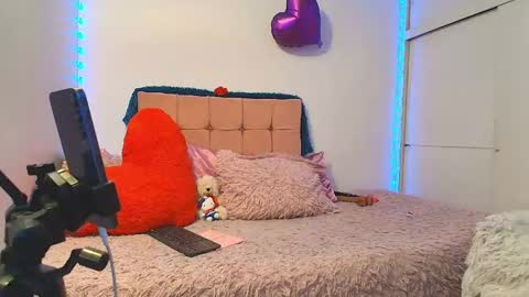Snapshot of cat_nasty chatting on May 9, 10:59 pm cat_nasty online show from May 9, 10:59 pm