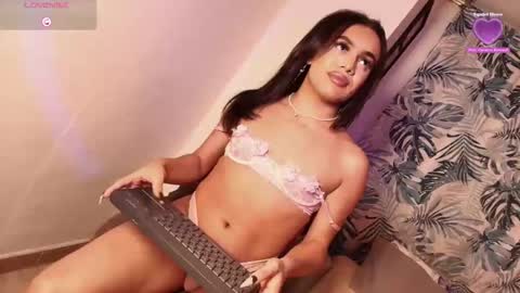 Snapshot of cata2319 chatting on November 29, 11:41 pm catalina online show from November 29, 11:41 pm