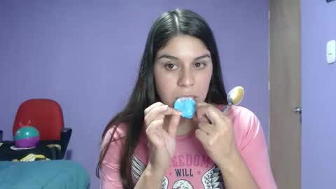 Snapshot of cata_09 chatting on March 31, 11:38 pm cata online show from March 31, 11:38 pm