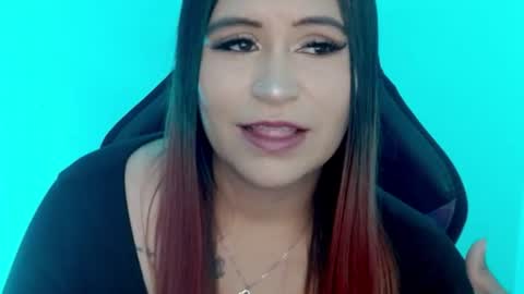 Snapshot of cata__gutierrez_ chatting on July 4, 5:35 am Cata online show from July 4, 5:35 am