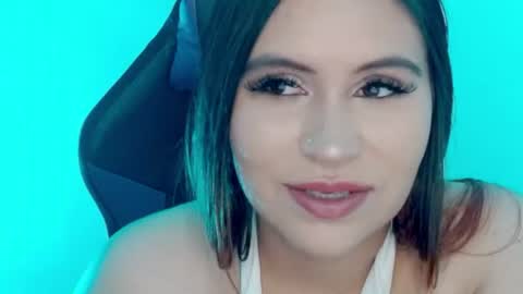 Snapshot of cata__gutierrez_ chatting on July 17, 4:30 am Cata online show from July 17, 4:30 am