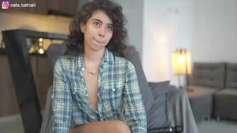 Snapshot of cata_batnati chatting on July 2, 2:23 pm Catalina online show from July 2, 2:23 pm