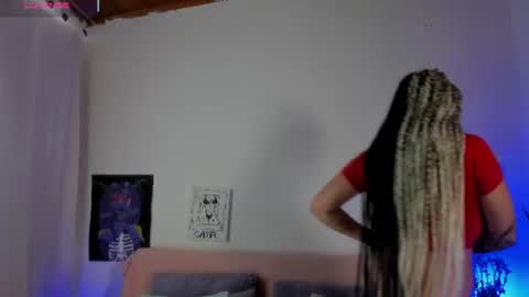 Cata green model independient online show from June 22, 7:11 pm