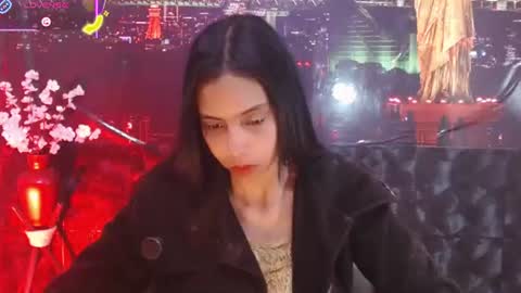 Queen Catalella online show from June 16, 3:20 am