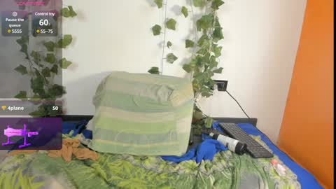 Snapshot of cataleya19__ chatting on February 6, 6:02 pm cataleya19__ online show from February 6, 6:02 pm