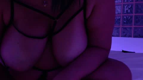 Snapshot of cataleya2026 chatting on May 15, 11:45 pm Luna Velvet online show from May 15, 11:45 pm