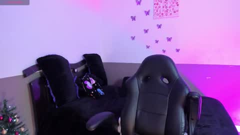 LUU online show from December 5, 4:21 am