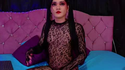 Cata Prins  online show from June 6, 12:32 pm