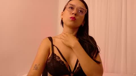 Cataleya online show from May 11, 9:01 pm