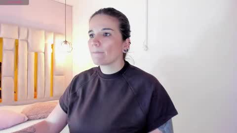 Cataleya online show from October 14, 10:49 am