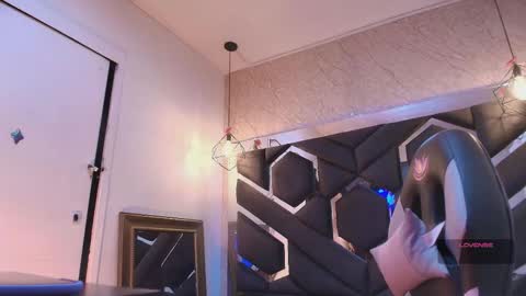 Cataleya online show from December 4, 11:19 am