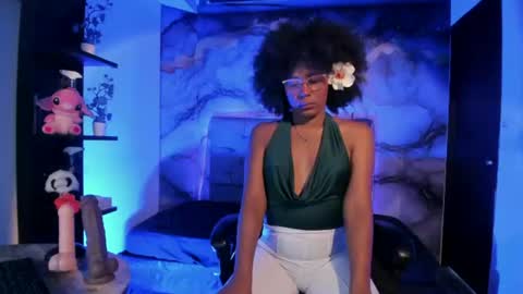 Snapshot of cataleyamoon_ chatting on July 7, 7:29 pm cataleyamoon_ online show from July 7, 7:29 pm