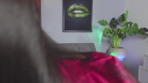 Snapshot of catalina_goddess chatting on July 6, 3:14 am catalina_goddess online show from July 6, 3:14 am