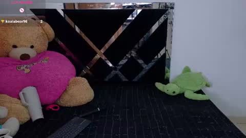Snapshot of catalina_smith__ chatting on July 24, 1:14 am Catalina online show from July 24, 1:14 am