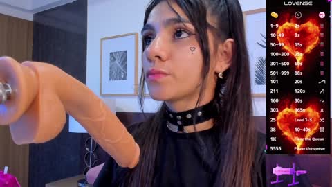 Snapshot of catalina_whore chatting on December 4, 1:58 am Catalina online show from December 4, 1:58 am