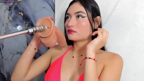 Snapshot of catalina_whore chatting on September 13, 12:27 pm Catalina online show from September 13, 12:27 pm