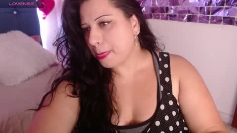 Snapshot of catalinajane1 chatting on April 11, 7:29 pm catalinajane1 online show from April 11, 7:29 pm