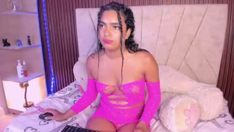 catalleya_f online show from April 28, 12:09 am