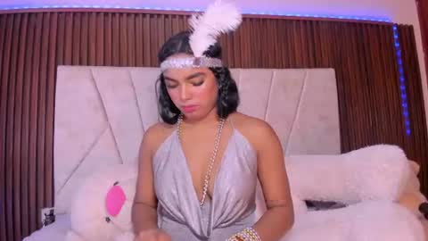 Snapshot of catalleya_f chatting on June 15, 8:22 pm catalleya_f online show from June 15, 8:22 pm