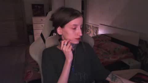 Snapshot of cath_dysphoria_ chatting on August 1, 7:57 pm CATH online show from August 1, 7:57 pm