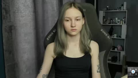 Snapshot of cathell chatting on May 18, 4:02 pm Sam online show from May 18, 4:02 pm