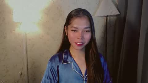 catherine_365 online show from October 8, 6:05 pm