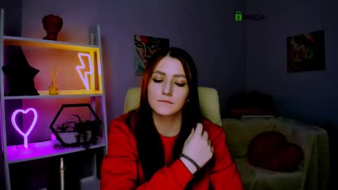 Snapshot of catherine_kitty chatting on February 12, 4:33 pm Catherine online show from February 12, 4:33 pm