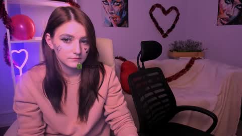 Snapshot of catherine_kitty chatting on February 14, 4:31 pm Catherine online show from February 14, 4:31 pm