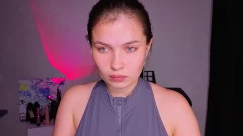 Snapshot of catherinekaris chatting on June 25, 9:14 am Catherine online show from June 25, 9:14 am