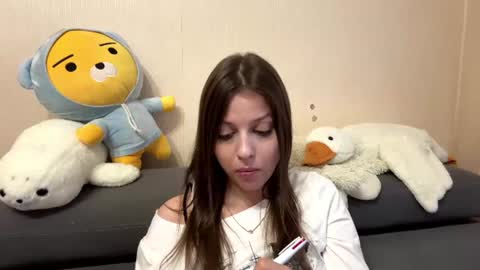 Snapshot of catherinelenters chatting on August 9, 12:10 pm Katrin online show from August 9, 12:10 pm