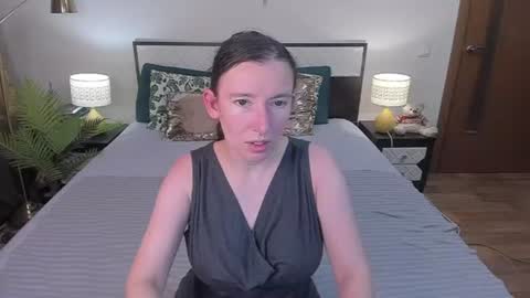 Catrin online show from August 4, 2:15 am
