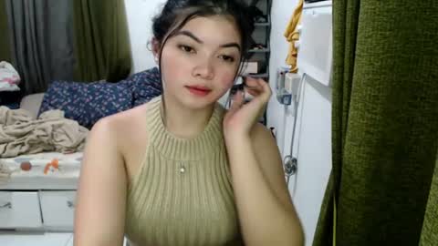 Snapshot of cathy_lyn chatting on July 1, 11:56 am cathy_lyn online show from July 1, 11:56 am