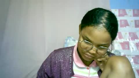 Snapshot of cathyxlisa chatting on May 6, 9:47 am CathyXLisa online show from May 6, 9:47 am