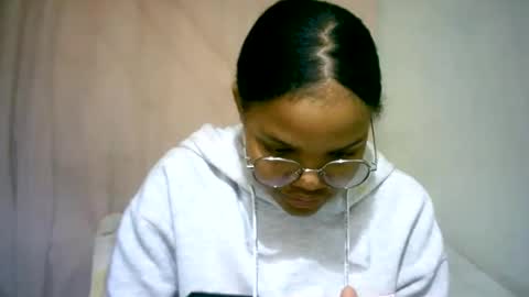 Snapshot of cathyxlisa chatting on June 11, 9:40 am CathyXLisa online show from June 11, 9:40 am