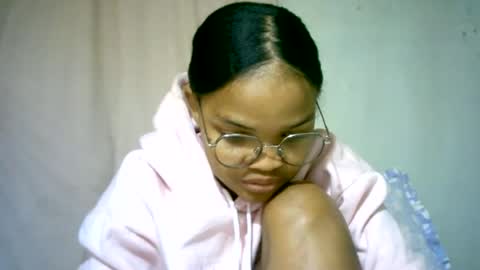 Snapshot of cathyxlisa chatting on June 17, 7:00 am CathyXLisa online show from June 17, 7:00 am