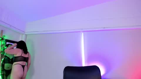 Snapshot of catleya_noire chatting on September 20, 8:21 pm Catleya online show from September 20, 8:21 pm