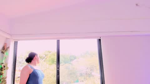 Snapshot of catleya_noire chatting on November 19, 8:20 pm Catleya online show from November 19, 8:20 pm