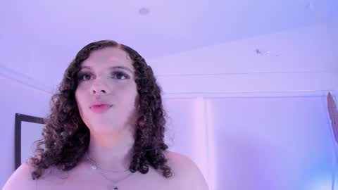 Snapshot of catleya_noire chatting on November 26, 8:10 pm Catleya online show from November 26, 8:10 pm