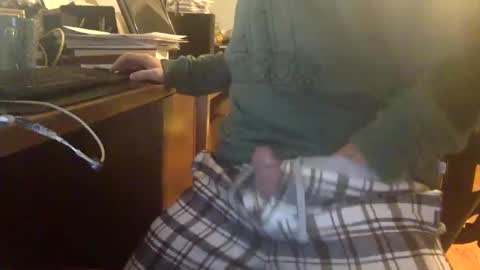 Snapshot of catmandoo21001 chatting on January 26, 10:24 pm catmandoo21001 online show from January 26, 10:24 pm